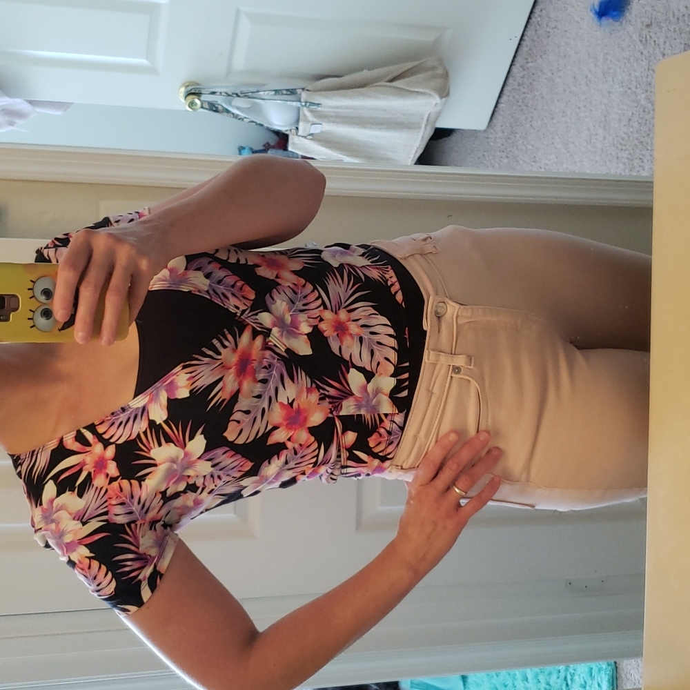 Pink by Victoria's Secret t-shirt